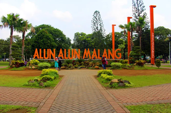 alun alun malang