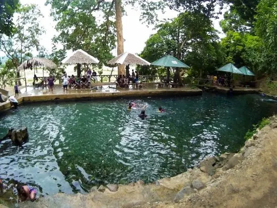 Pemandian Alam Banyu Biru Pasuruan
