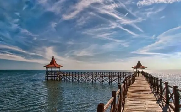 pantai bentar probolinggo