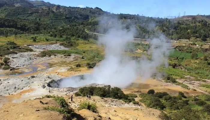wisata Kawah Dieng