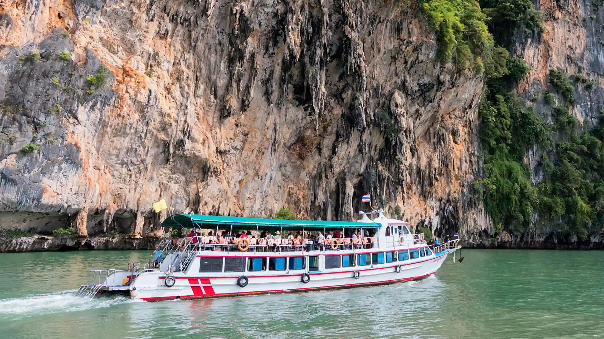 11-Days Discovering the Icons of Thailand, Singapore & Malaysia