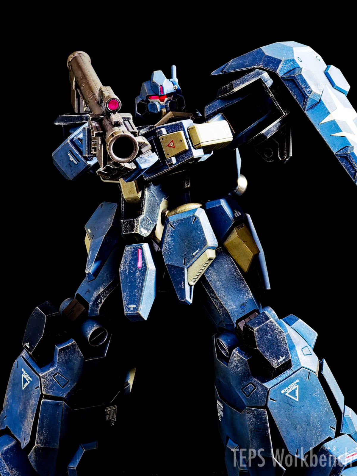 HG 1/144 グスタフ・カール00型 製作記録｜自衛隊カラーのブルー2色で塗り分け