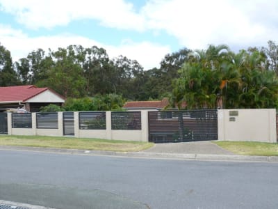 Helensvale shared housing