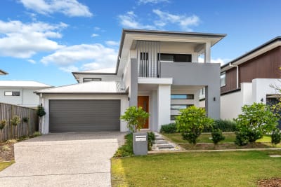 Helensvale shared housing