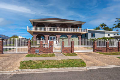 Wynnum shared housing