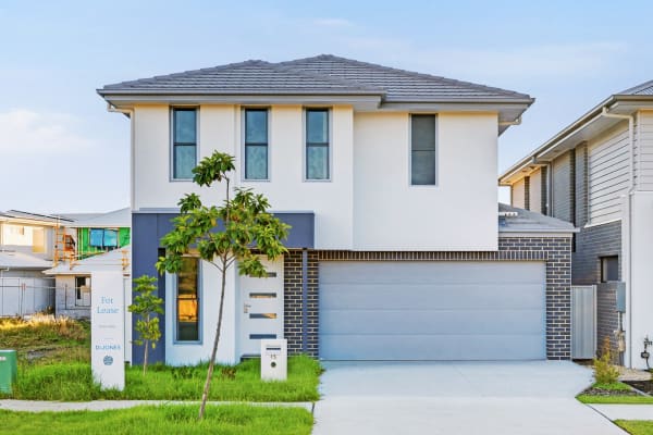 12A Hodgkinson Crescent