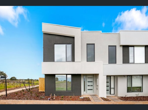 53 Mercury Road