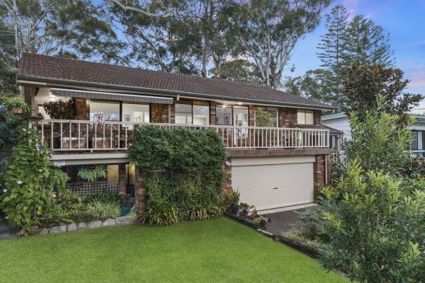 13 Burrawong Street