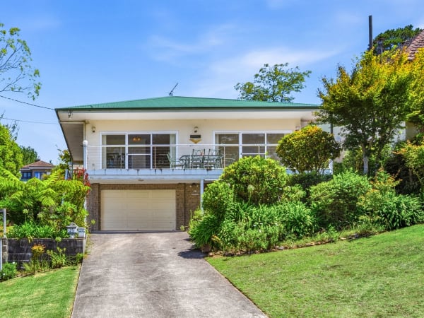 25 Carrington Ave