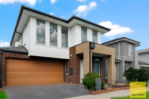76 Ambassador Crescent