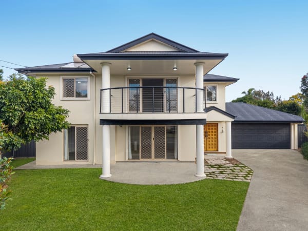 8 Viewpoint Street