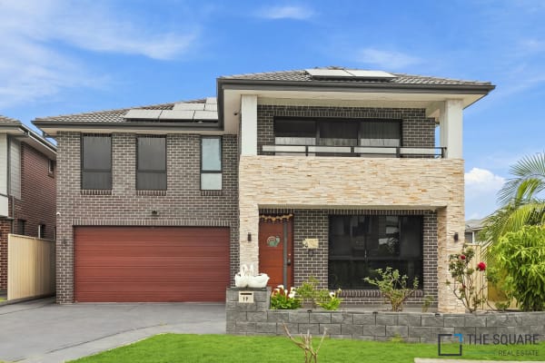 19 Katoomba Street