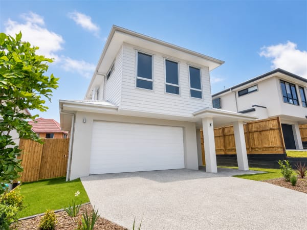 12 Kinwarton crescent
