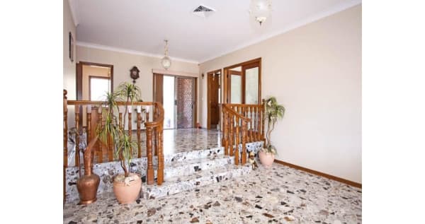 25 Floribunda Road