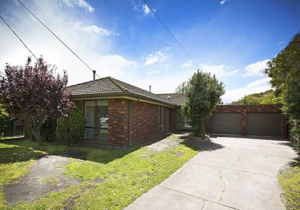 27 Larnook Crescent
