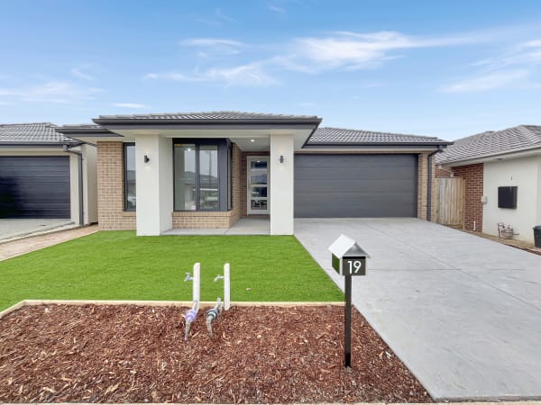 19 Deloraine Street