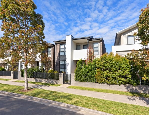 4 Galahad Close