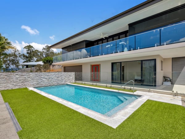 8 Cribwood Close