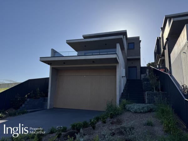 15a Nepean Towers Avenue