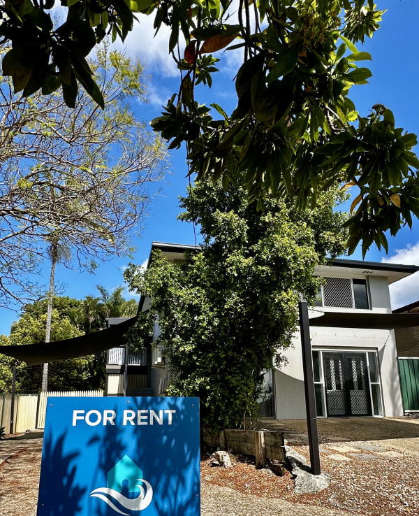 33 Warrener Street