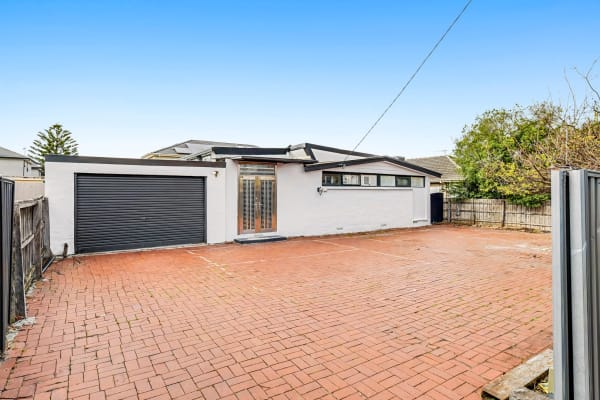 118 Blackburn Road