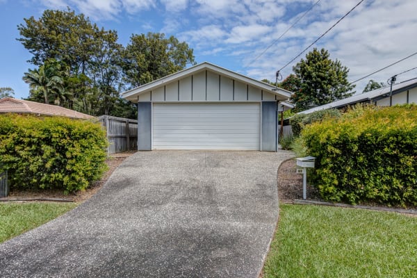 11 Tascon Street