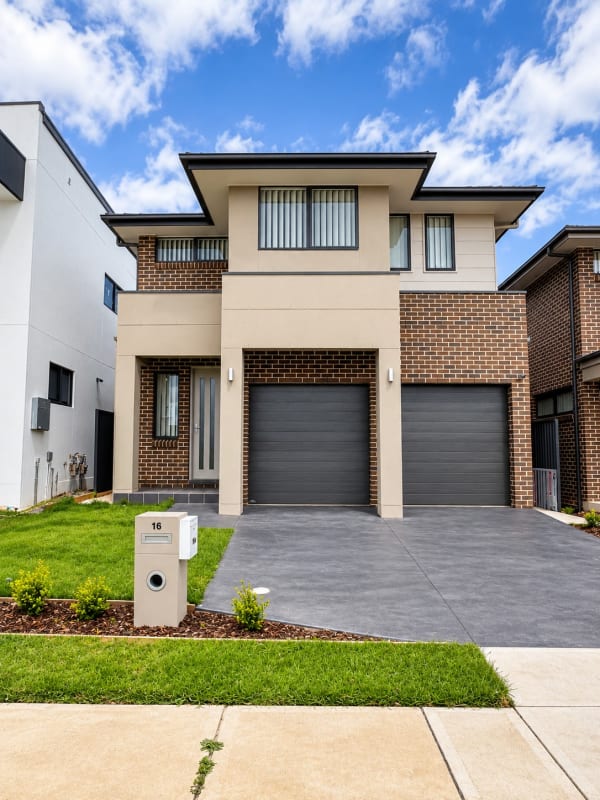 16 Gerygone St