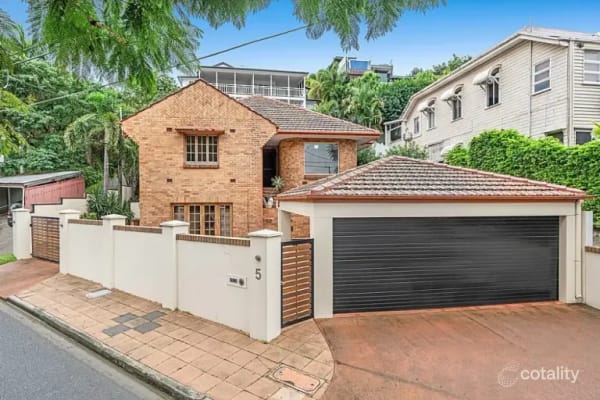 5 Arran Avenue