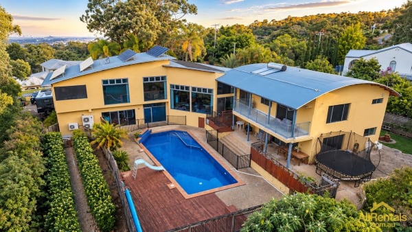 366 San Fernando Drive