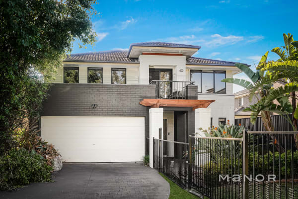 15 Brooklea Place