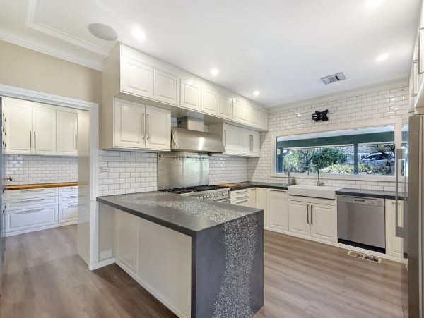 12 Davies Avenue