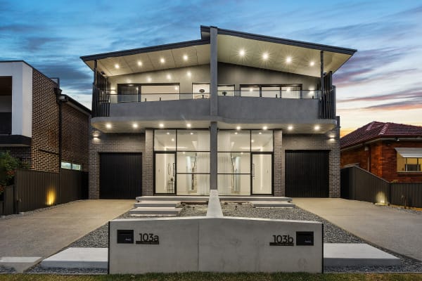 8 Cortina Avenue