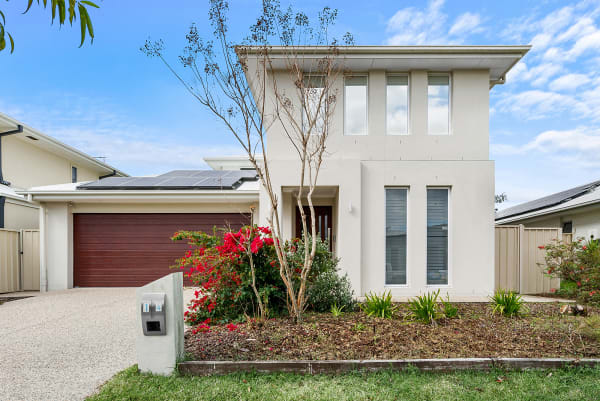 14 Woodgate Street