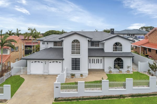 6 Reagan Place