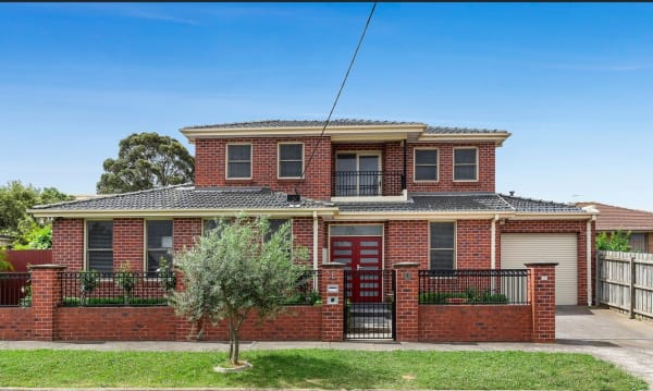 17 Shaftesbury Parade
