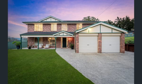 16 Adnamira Close