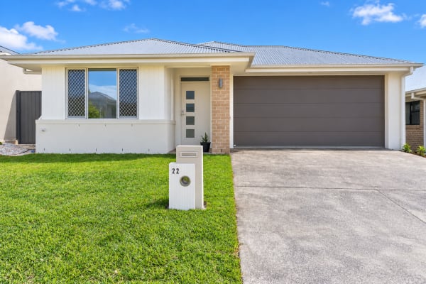 22 Stunning Cres