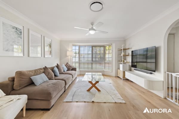 38 Girraween Crescent