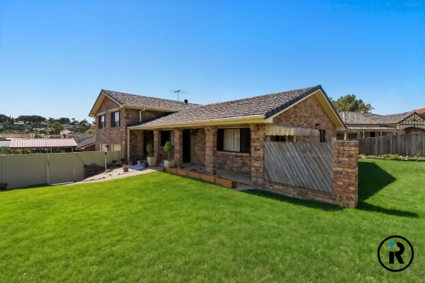 10 Dorrington Dr
