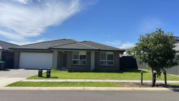 11 Goodwood Street