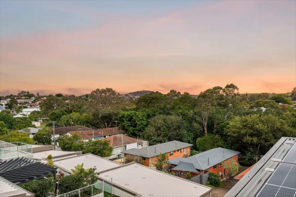 5/21 Roseglen Street