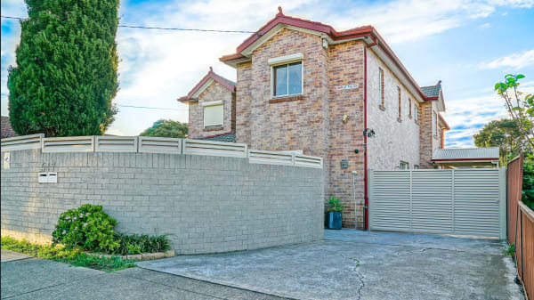547 Canterbury Road