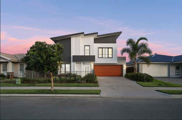 15 Newton Street
