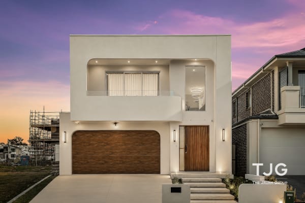 4 Samolaco Street