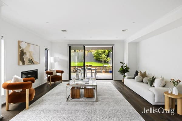 13 Salento Street