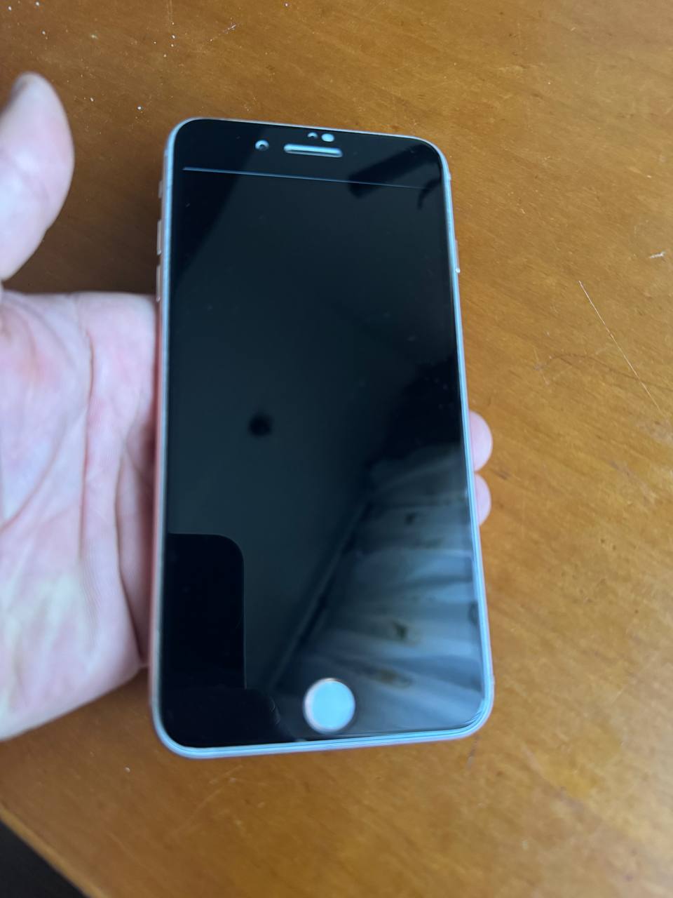 Продаю iPhone 8 Pro на 256 ГБ 5