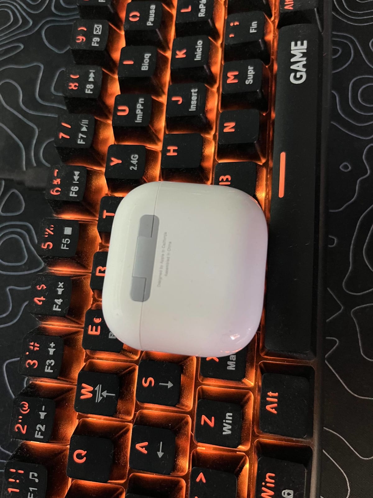AirPods 4 ( с шумоподавлением) 3