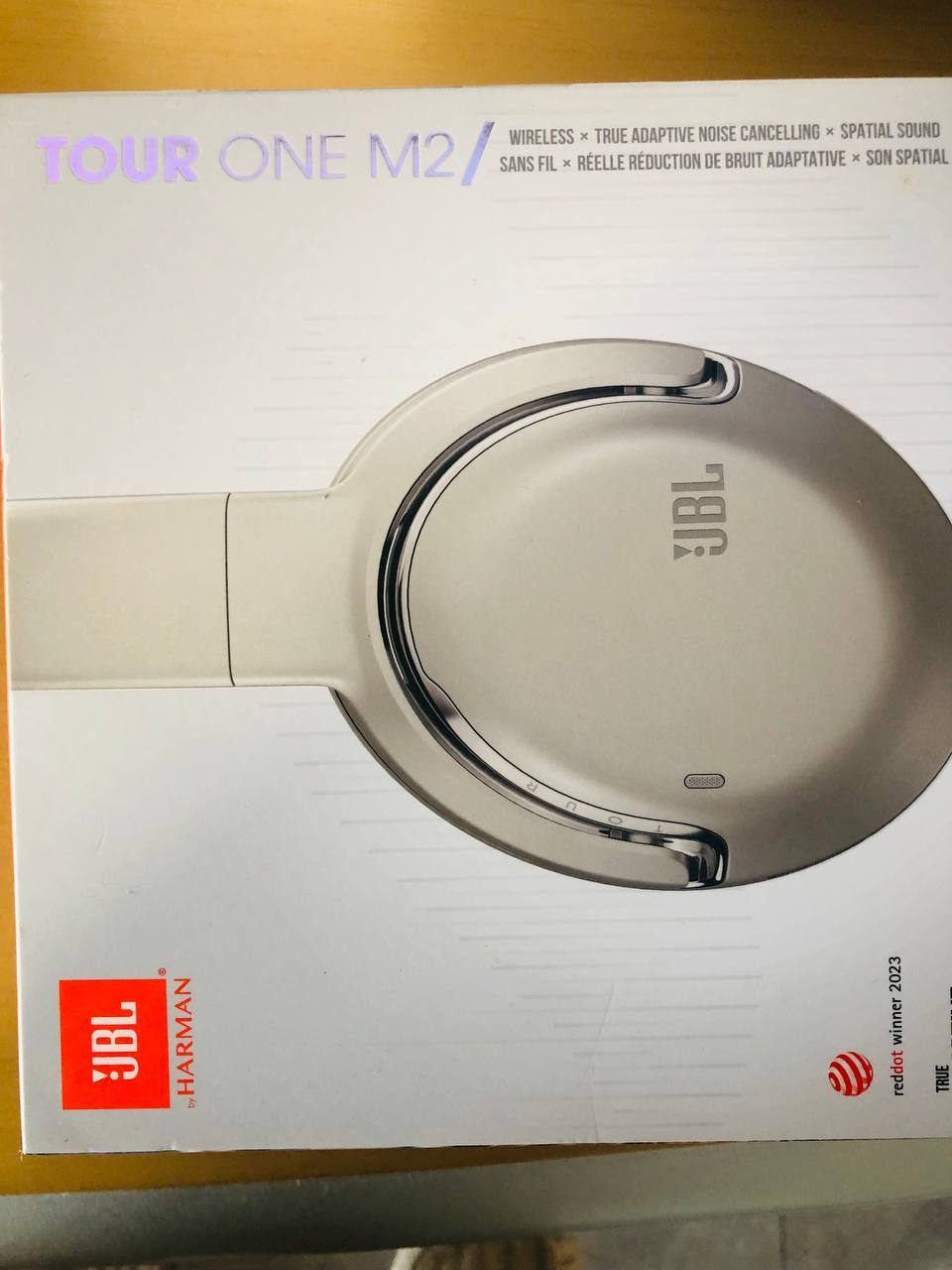 Продам наушники JBL Tour one M2 в хорошем состоянии 150€ Финестрат 3
