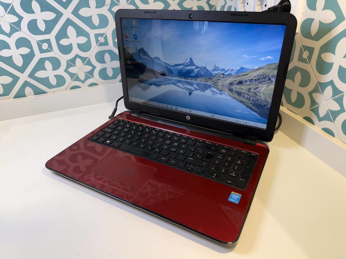 Продам ноут HP 15 pulgadas, 4 Gb de RAM. 1