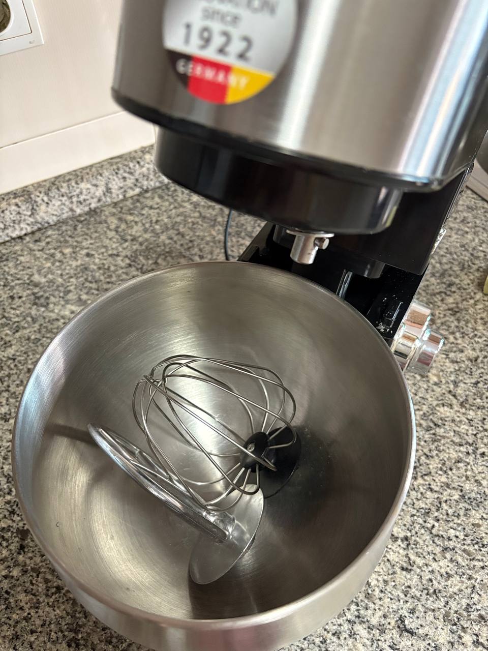 Продам 👩🍳60€ 1